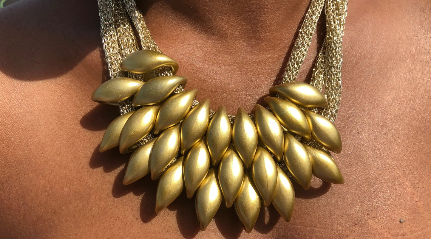 Show Stopper Necklace