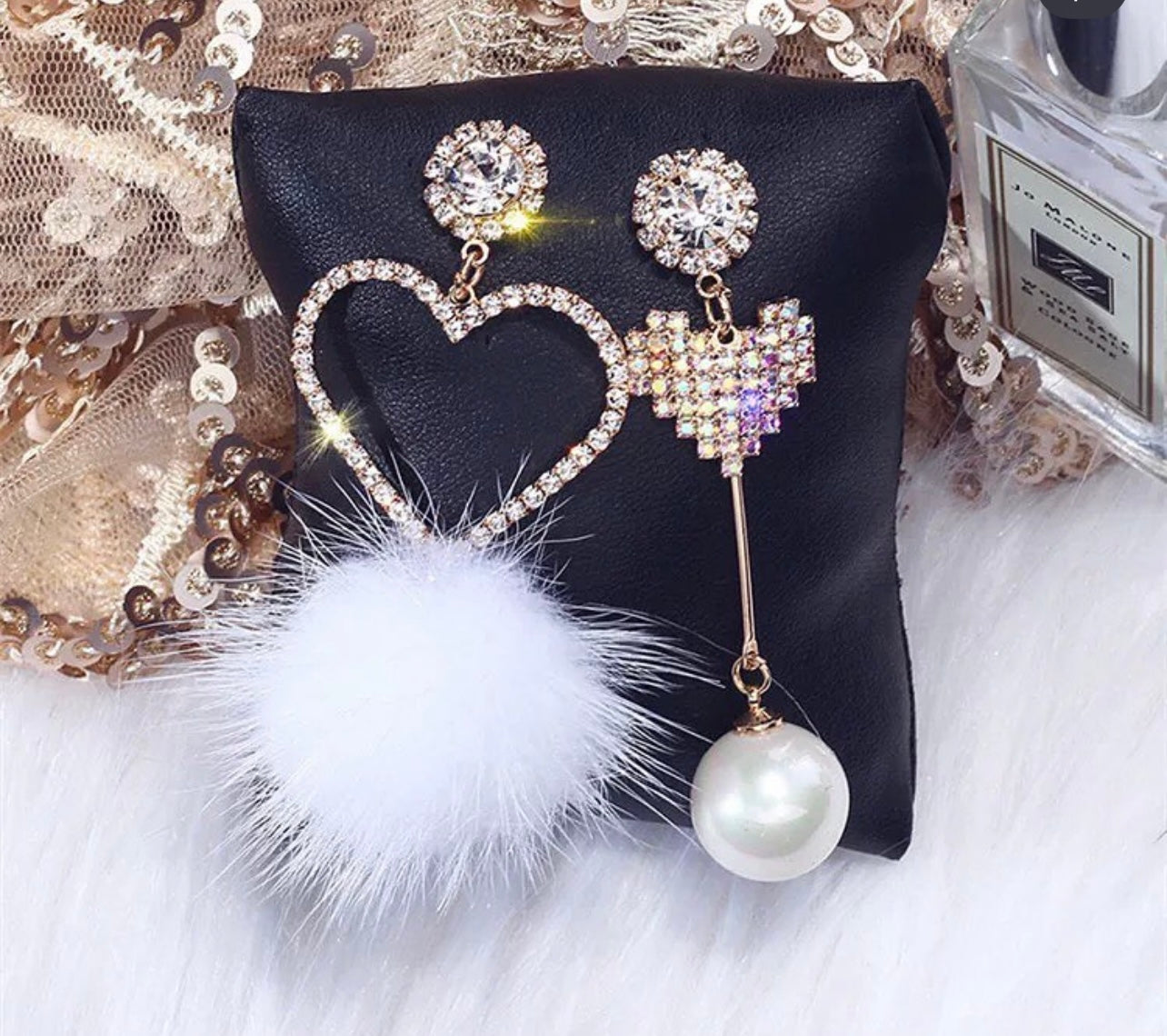 Heart Pom Pom Pearl Mismatch Dangle Earrings